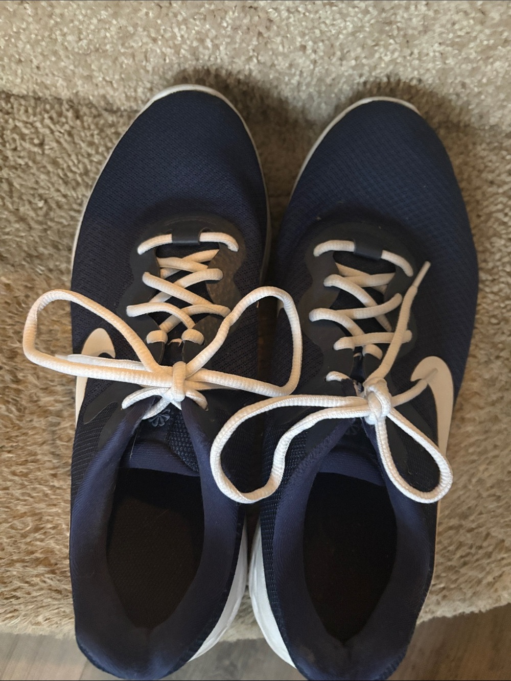 Nike Men’s Navy Athletic Sneakers